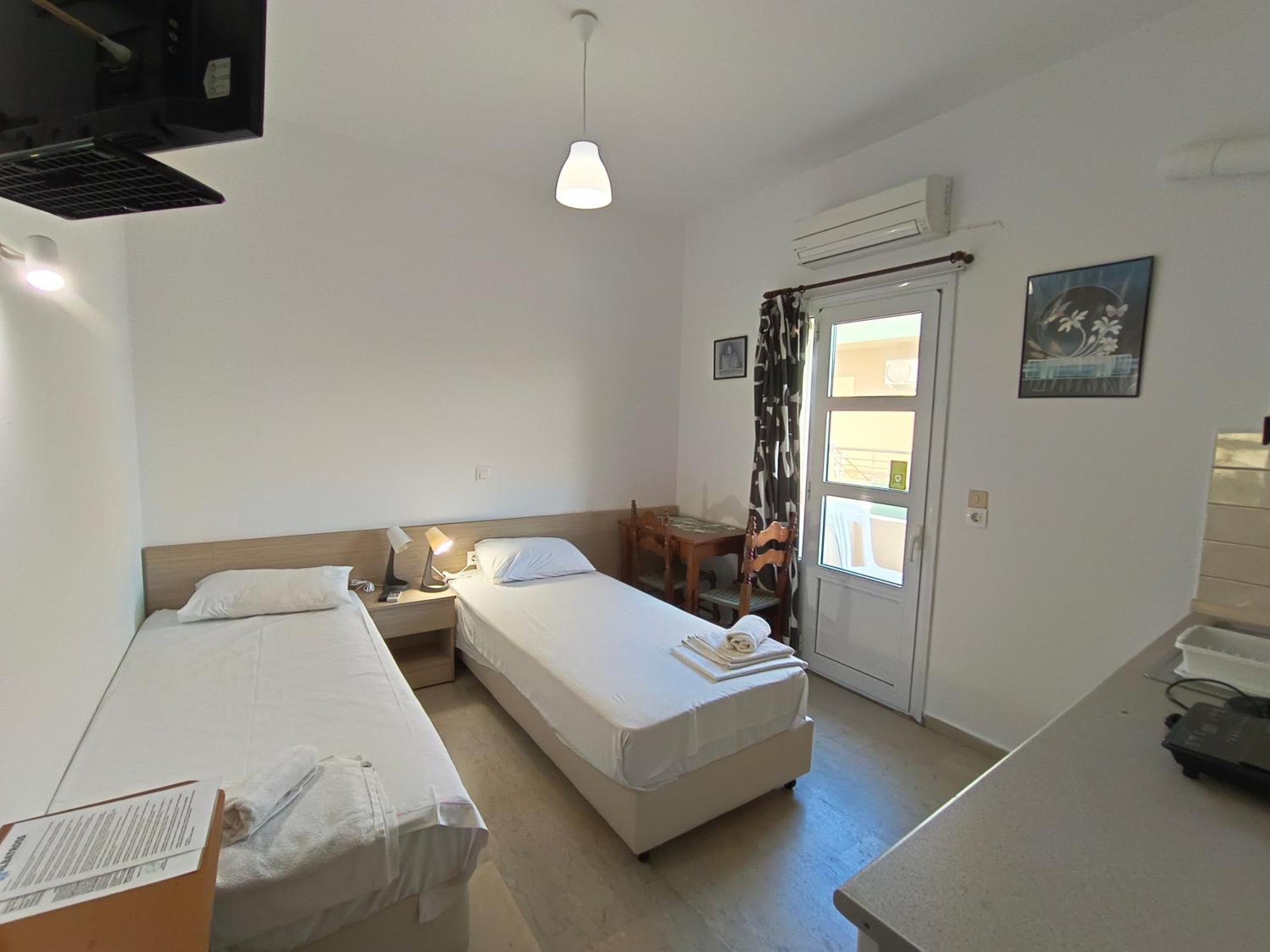 Albatross Apartments Amoudara  Экстерьер фото
