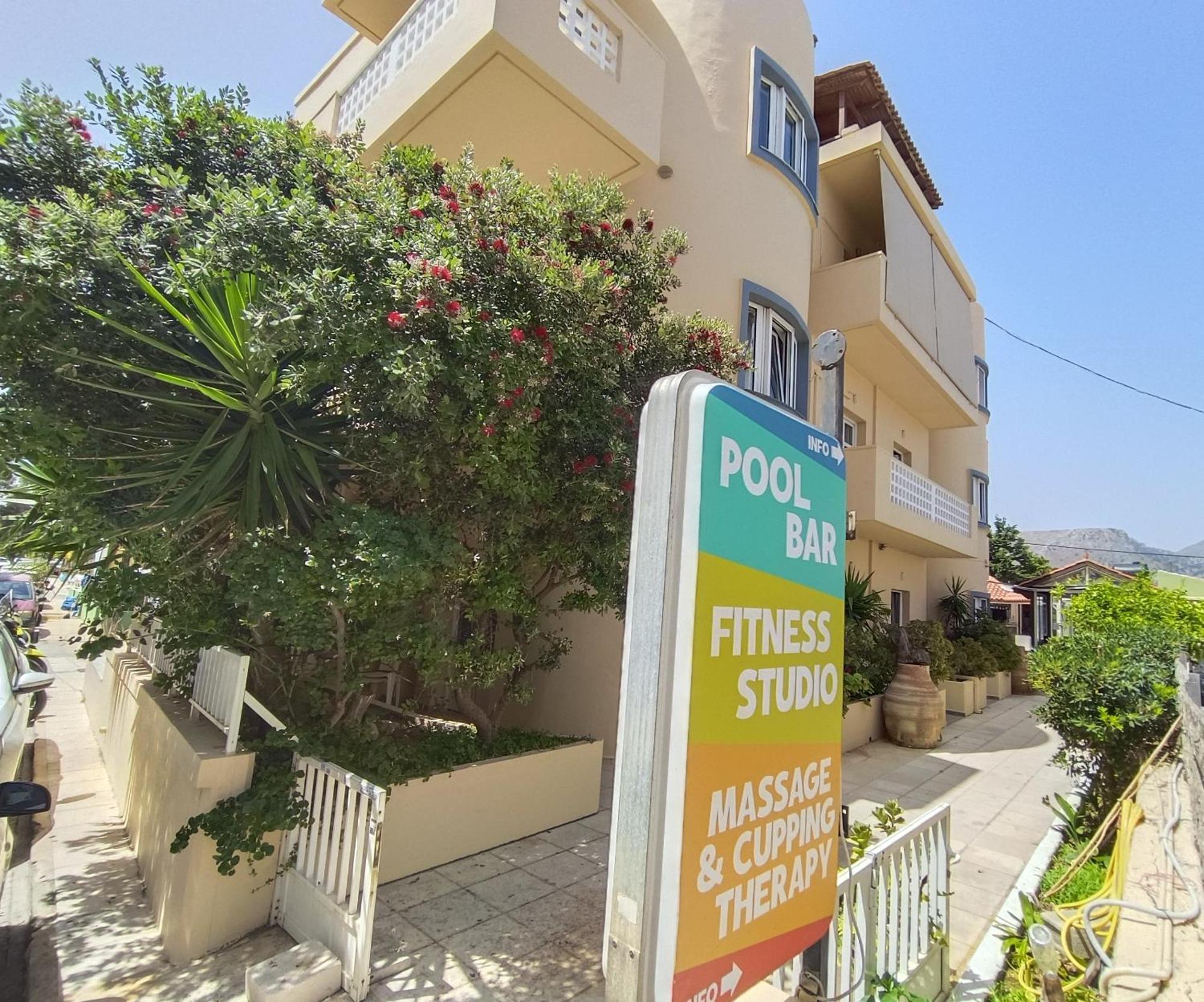 Albatross Apartments Amoudara  Экстерьер фото