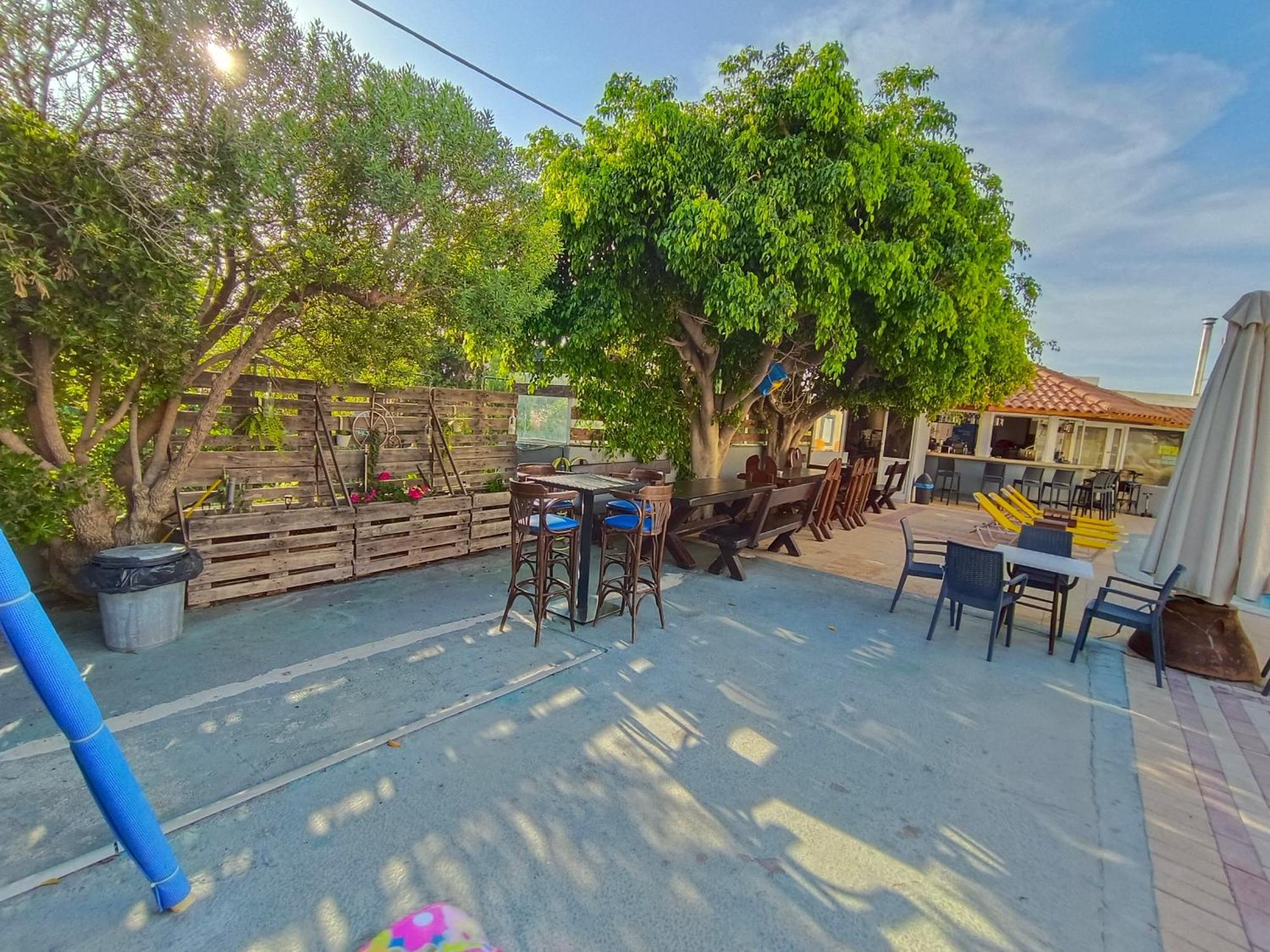 Albatross Apartments Amoudara  Экстерьер фото