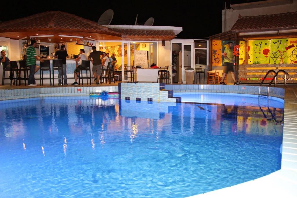Albatross Apartments Amoudara  Экстерьер фото