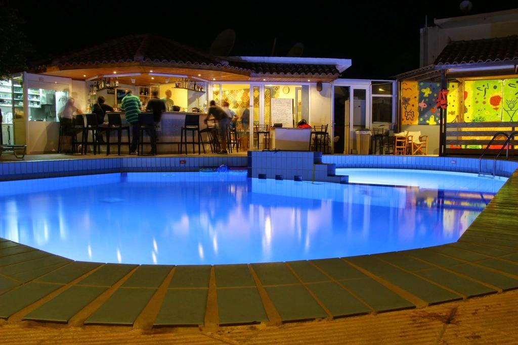 Albatross Apartments Amoudara  Экстерьер фото